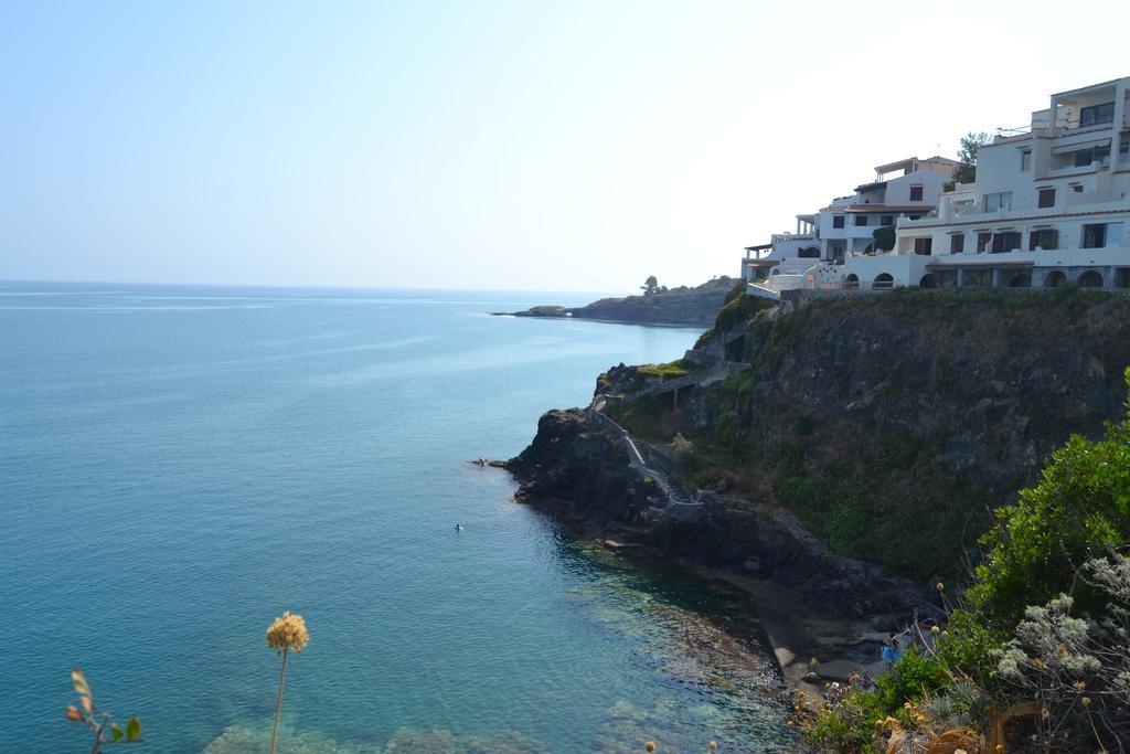 Iris House Apartment Agnone Bagni Bagian luar foto