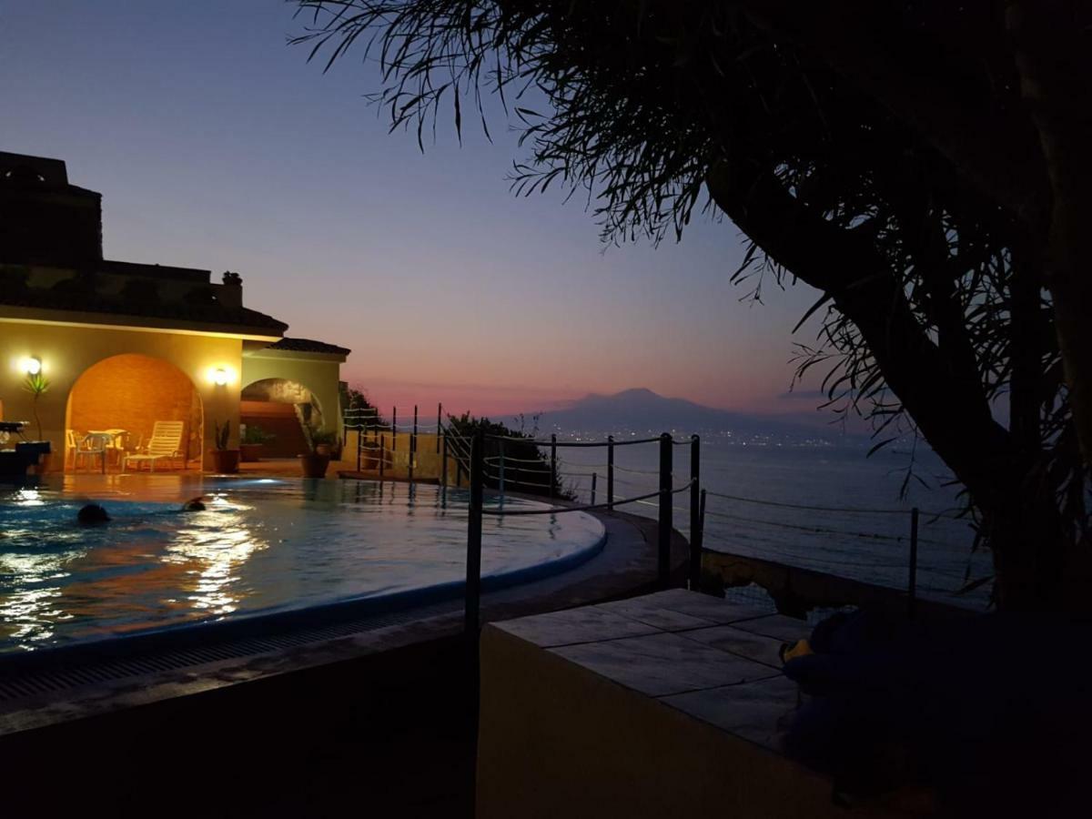 Iris House Apartment Agnone Bagni Bagian luar foto
