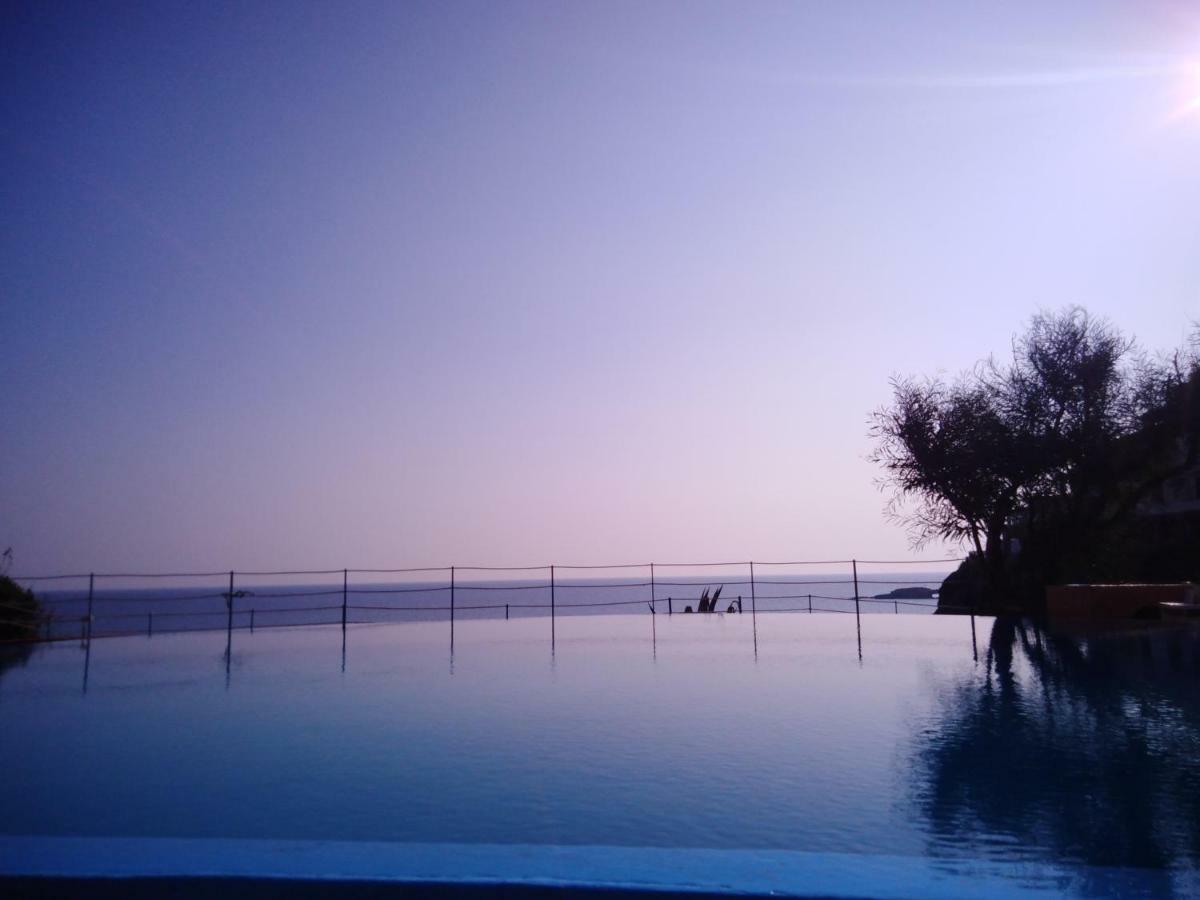 Iris House Apartment Agnone Bagni Bagian luar foto